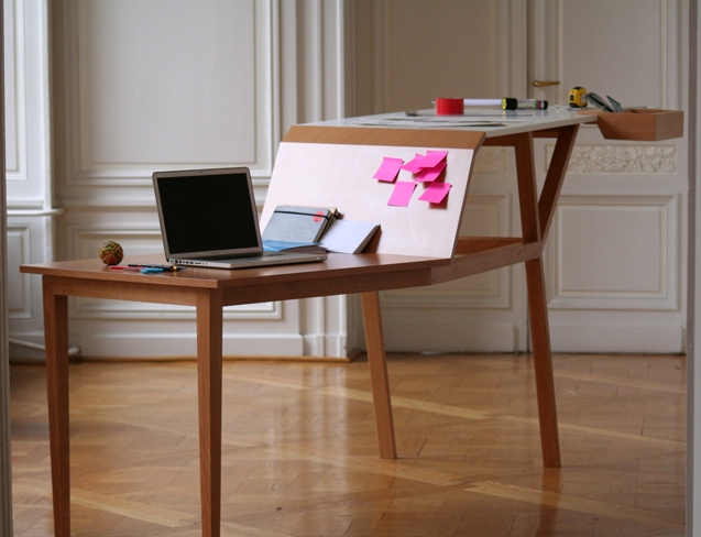 Sit Down Stand Up This Desk Will Fix Your Posture Tnw Lifehacks