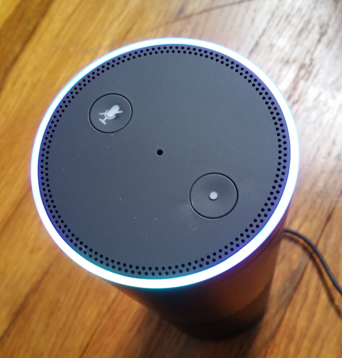 What Do The Blue Bars Mean On Amazon Music Amazon Echo review: Alexa's a great listener, but is awful at search
